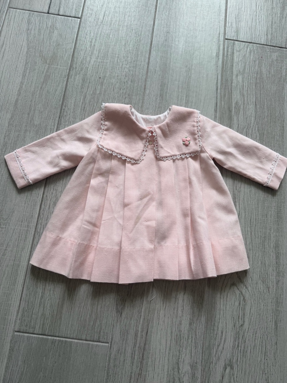 Vintage Baby Pink Pleated jacket with Peter Pan Collar